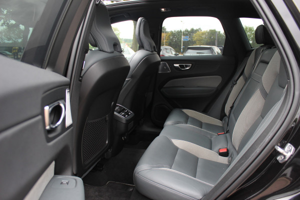 Volvo XC60 2.0 B5 R-Design / Trekhaak / Panoramadak / 360Camera / Head-up / Luchtvering / Keyless / 21'' / B&W / Luxe Leder / Stoelverwarming 4x / Dodehoek / DAB / ACC