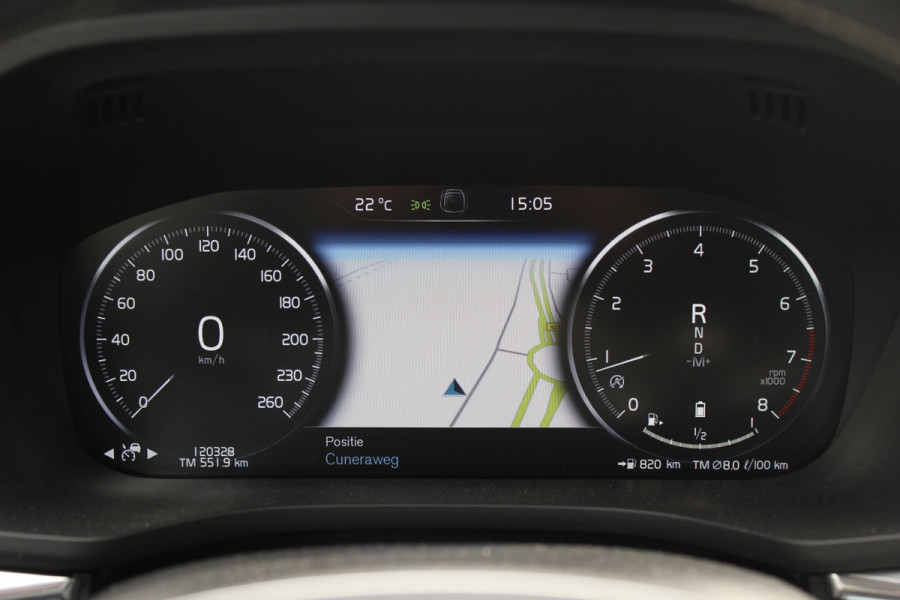 Volvo XC60 2.0 B5 R-Design / Trekhaak / Panoramadak / 360Camera / Head-up / Luchtvering / Keyless / 21'' / B&W / Luxe Leder / Stoelverwarming 4x / Dodehoek / DAB / ACC