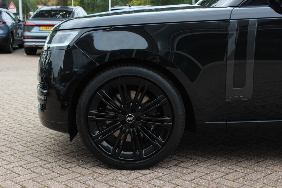 Land Rover Range Rover 4.4 P530 Autobiography MHEV / Trekhaak / Panoramadak / 360Camera / Head-up / Meridian High End / Luchtvering / 23'' / Achterasbesturing / Softclose / Sfeerverlichting / Massage / Stoelverwarmd / Keyless / Dodehoek / DAB