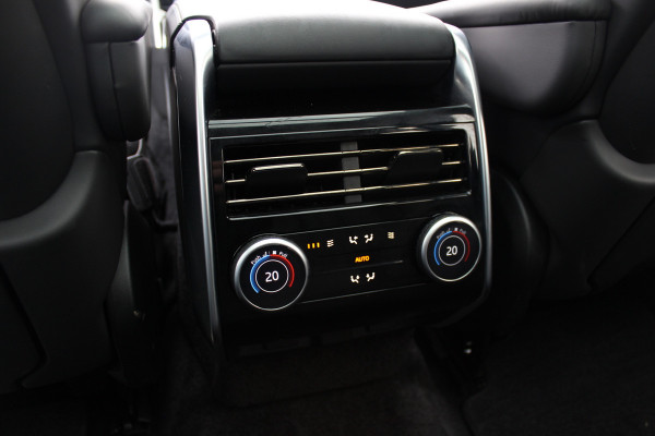 Land Rover Range Rover 4.4 P530 Autobiography MHEV / Trekhaak / Panoramadak / 360Camera / Head-up / Meridian High End / Luchtvering / 23'' / Achterasbesturing / Softclose / Sfeerverlichting / Massage / Stoelverwarmd / Keyless / Dodehoek / DAB