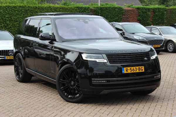 Land Rover Range Rover 4.4 P530 Autobiography MHEV / Trekhaak / Panoramadak / 360Camera / Head-up / Meridian High End / Luchtvering / 23'' / Achterasbesturing / Softclose / Sfeerverlichting / Massage / Stoelverwarmd / Keyless / Dodehoek / DAB