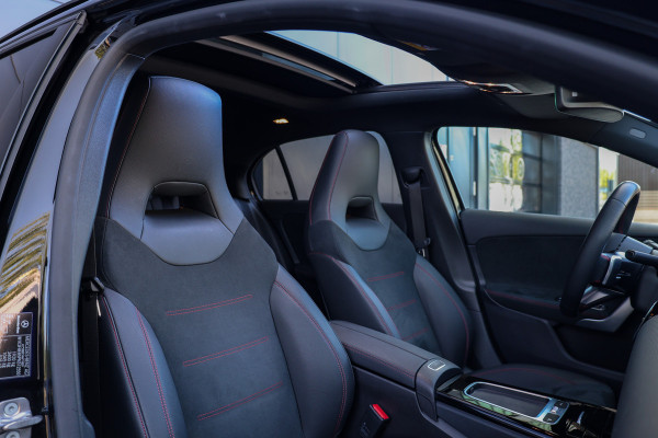 Mercedes-Benz A-Klasse 180 AMG Line | FACELIFT | DEALER.OND | PANO | CARPLAY | CAMERA | KEYLESS |