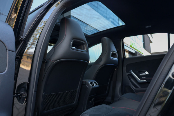 Mercedes-Benz A-Klasse 180 AMG Line | FACELIFT | DEALER.OND | PANO | CARPLAY | CAMERA | KEYLESS |