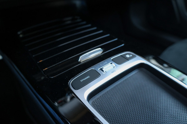 Mercedes-Benz A-Klasse 180 AMG Line | FACELIFT | DEALER.OND | PANO | CARPLAY | CAMERA | KEYLESS |