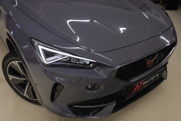 CUPRA Formentor 1.5 TSI Style PANO/CARPLAY/SFEERV/DODEHOEK/LANEASSIT/KEYLESS/VOL