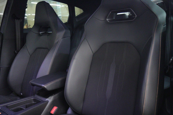 CUPRA Formentor 1.5 TSI Style PANO/CARPLAY/SFEERV/DODEHOEK/LANEASSIT/KEYLESS/VOL