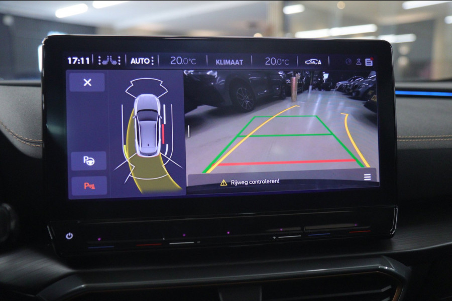 CUPRA Formentor 1.5 TSI Style PANO/CARPLAY/SFEERV/DODEHOEK/LANEASSIT/KEYLESS/VOL
