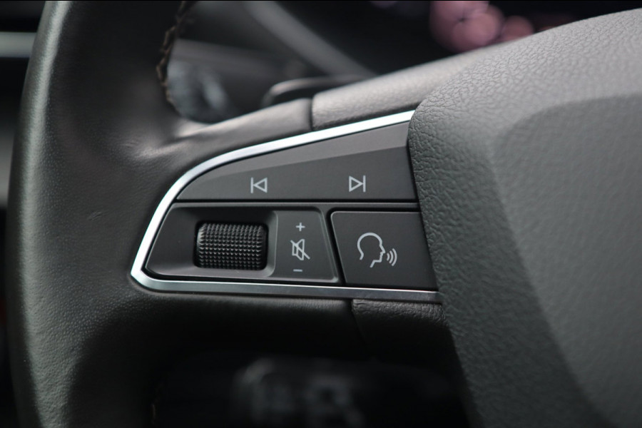 Seat Tarraco 1.5 TSI ACT Xcellence / PANO / VIRTUAL / MEMORY / ACC / KEYLESS / CARPLAY