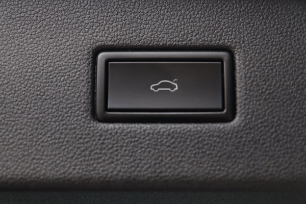Seat Tarraco 1.5 TSI ACT Xcellence / PANO / VIRTUAL / MEMORY / ACC / KEYLESS / CARPLAY