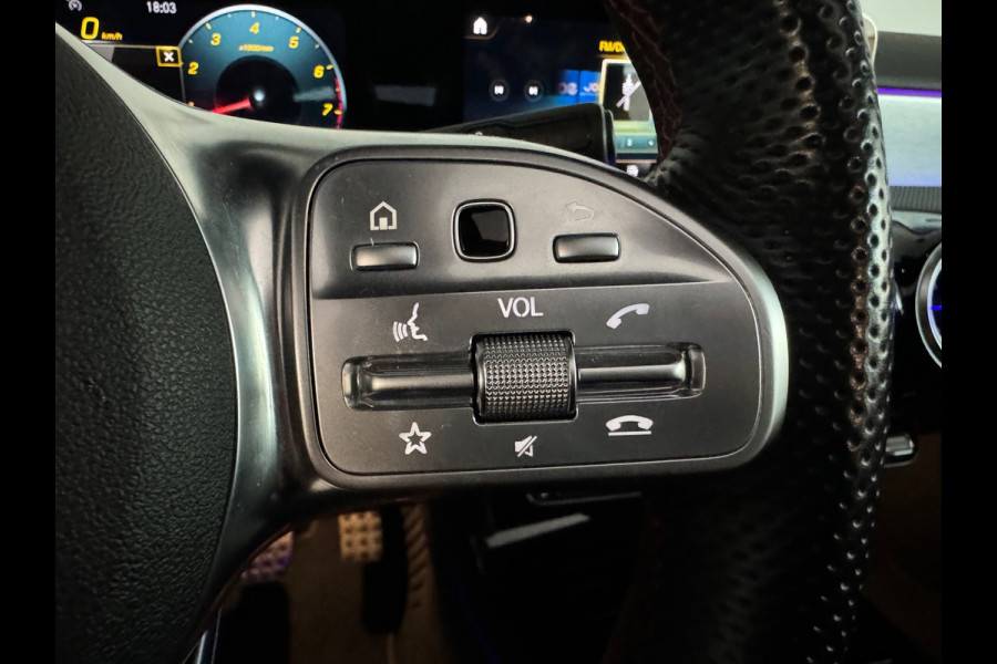 Mercedes-Benz A-Klasse 180 Business Solution AMG Pano|Stoelverwarming|Camera|Lane Assist|BlindSpot