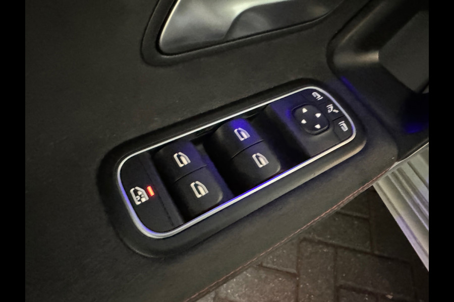 Mercedes-Benz A-Klasse 180 Business Solution AMG Pano|Stoelverwarming|Camera|Lane Assist|BlindSpot
