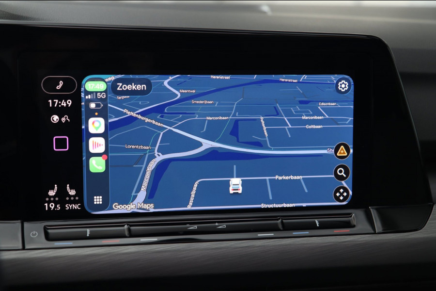 Volkswagen Golf 1.5 eTSI ACT / PANO / HUD / ACC / MEMORY / MASSAGE / CARPLAY / STUUR+STOELVERW