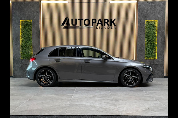 Mercedes-Benz A-Klasse 180 AMG Line BTW|GARANTIE|CAMERA|NIGHTPAKKET|DODEHOEK|KEYLESS|SFEERVERLICHTING|DEALER ONDERHOUDEN|NL AUTO|
