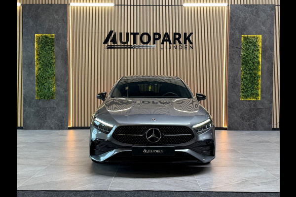 Mercedes-Benz A-Klasse 180 AMG Line BTW|GARANTIE|CAMERA|NIGHTPAKKET|DODEHOEK|KEYLESS|SFEERVERLICHTING|DEALER ONDERHOUDEN|NL AUTO|