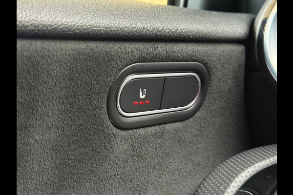 Mercedes-Benz A-Klasse 180 AMG Line BTW|GARANTIE|CAMERA|NIGHTPAKKET|DODEHOEK|KEYLESS|SFEERVERLICHTING|DEALER ONDERHOUDEN|NL AUTO|
