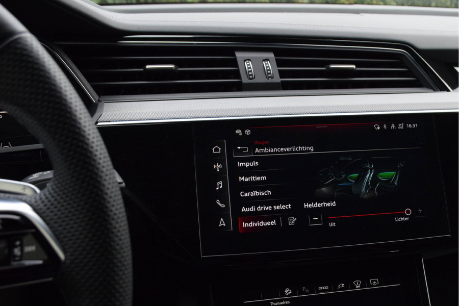 Audi SQ8 e-tron Quattro / Luchtvering/ Standkachel/ Bang & Olufsen Sound System/ Panoramadak/ Trekhaak/ 371kW (505PK)