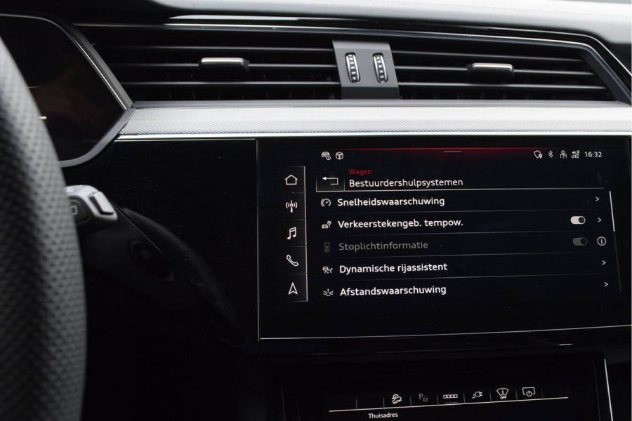 Audi SQ8 e-tron Quattro / Luchtvering/ Standkachel/ Bang & Olufsen Sound System/ Panoramadak/ Trekhaak/ 371kW (505PK)