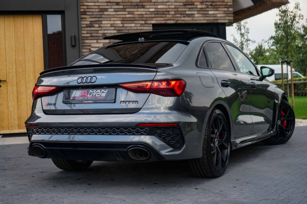 Audi RS3 2.5 TFSI Quattro Limousine MTM465/Pano/RS-Zetels/RS-Diff/B&O/HUD