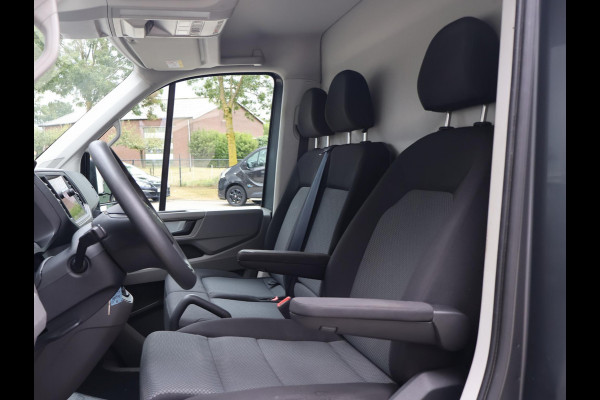 Volkswagen Crafter 35 2.0 TDI 177 PK 4MOTION 4X4 DSG L3H3 + 3000 KG TH | LED | MASSAGE | STANDKACHEL