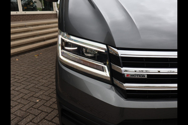 Volkswagen Crafter 35 2.0 TDI 177 PK 4MOTION 4X4 DSG L3H3 + 3000 KG TH | LED | MASSAGE | STANDKACHEL
