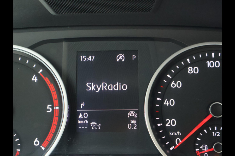 Volkswagen Crafter 35 2.0 TDI 177 PK 4MOTION 4X4 DSG L3H3 + 3000 KG TH | LED | MASSAGE | STANDKACHEL