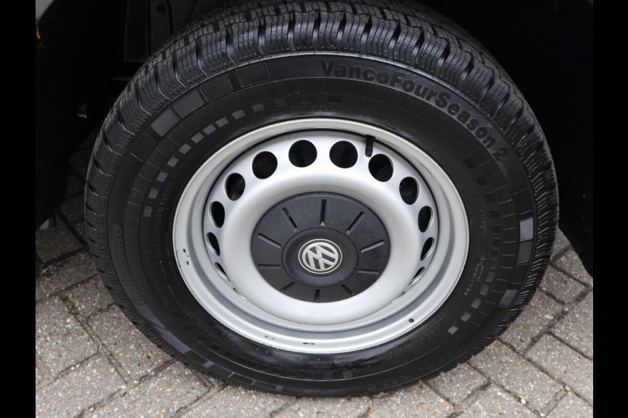 Volkswagen Crafter 35 2.0 TDI 177 PK 4MOTION 4X4 DSG L3H3 + 3000 KG TH | LED | MASSAGE | STANDKACHEL