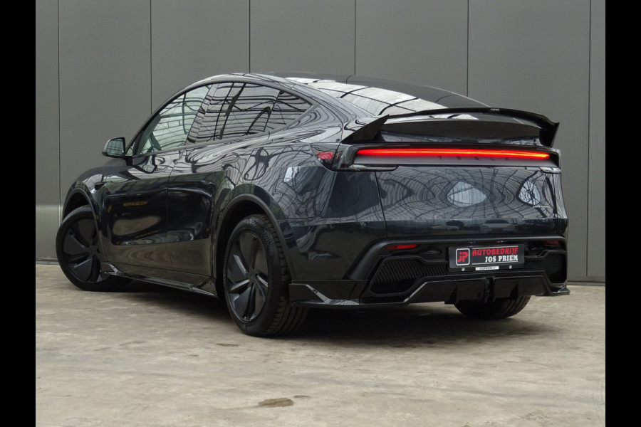 Tesla Model Y Premium Long Range RWD 78.1 kWh * EYE-CATCHER !!