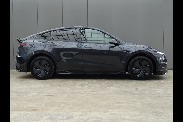 Tesla Model Y Premium Long Range RWD 78.1 kWh * EYE-CATCHER !!
