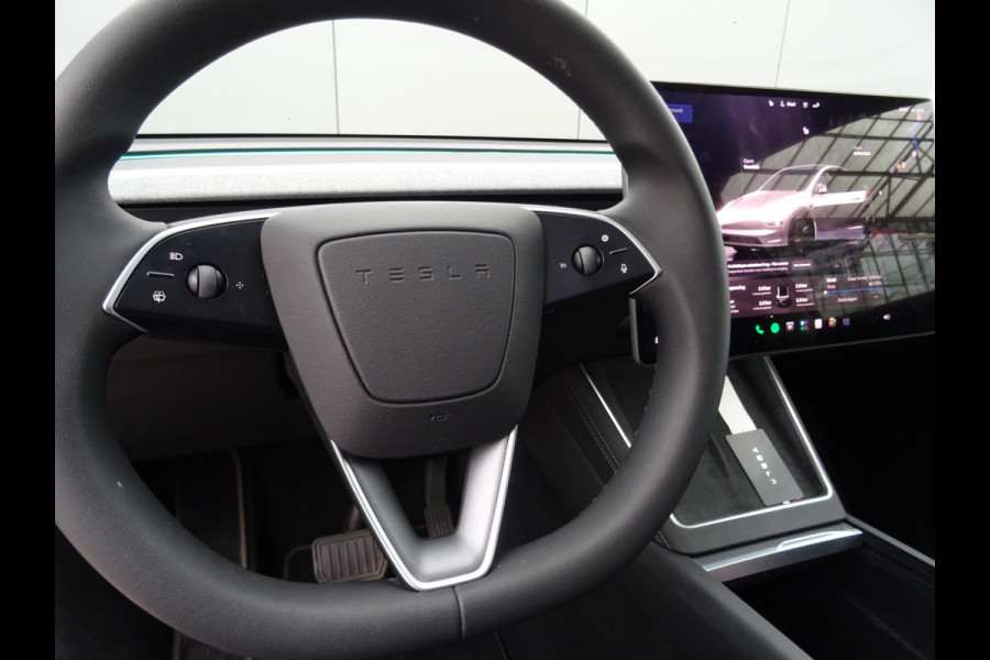 Tesla Model Y Premium Long Range RWD 78.1 kWh * EYE-CATCHER !!