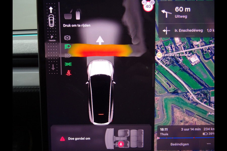 Tesla Model Y Premium Long Range RWD 78.1 kWh * EYE-CATCHER !!