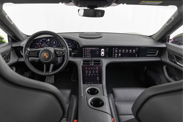 Porsche Taycan Turbo 680pk 93 kWh Keramisch Sport-Design Pano Carbon Burmester