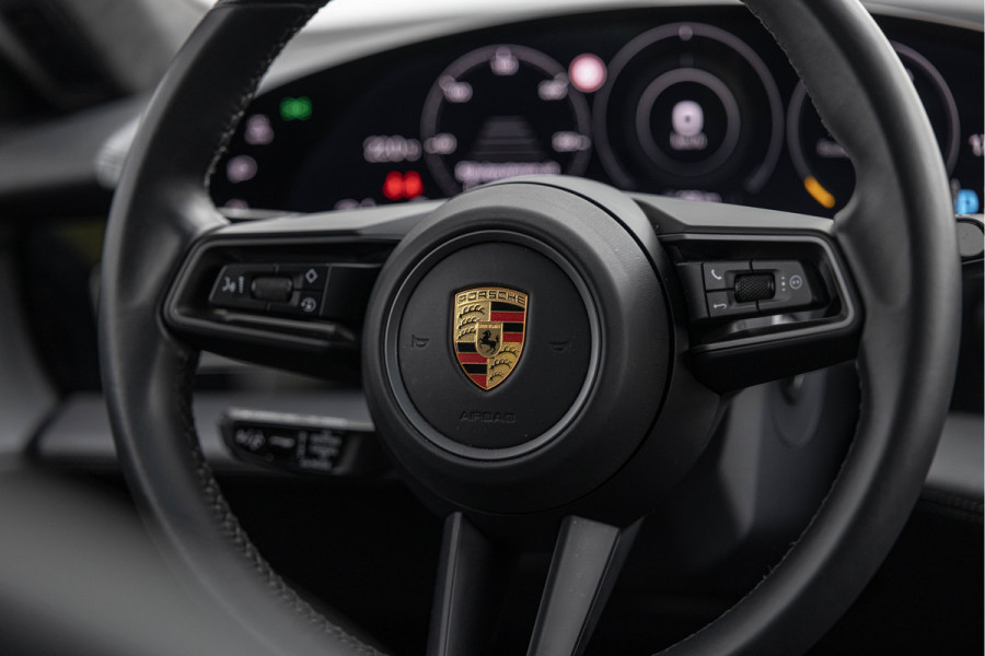 Porsche Taycan Turbo 680pk 93 kWh Keramisch Sport-Design Pano Carbon Burmester