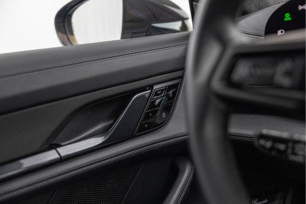 Porsche Taycan Turbo 680pk 93 kWh Keramisch Sport-Design Pano Carbon Burmester