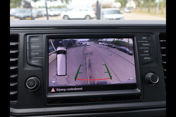 Volkswagen Crafter 35 2.0 TDI 140 PK DSG L4H3 + 3000 KG TREKHAAK | CAMERA | CARPLAY | NAVIGATIE
