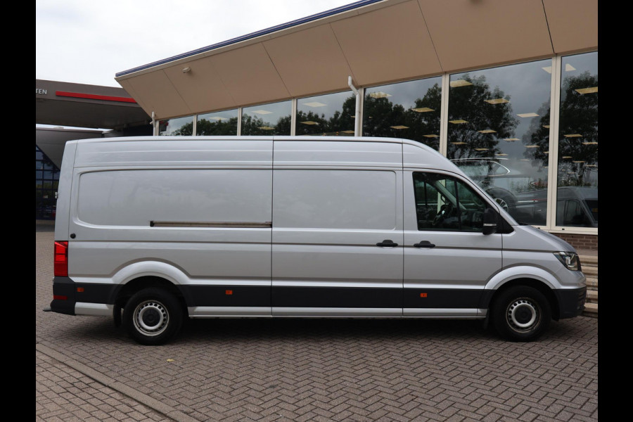 Volkswagen Crafter 35 2.0 TDI 140 PK DSG L4H3 + 3000 KG TREKHAAK | CAMERA | CARPLAY | NAVIGATIE