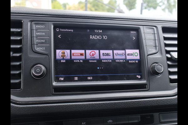 Volkswagen Crafter 35 2.0 TDI 140 PK DSG L4H3 + 3000 KG TREKHAAK | CAMERA | CARPLAY | NAVIGATIE