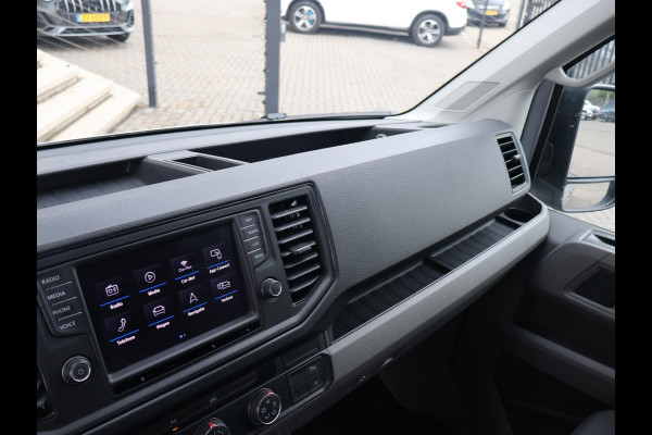 Volkswagen Crafter 35 2.0 TDI 140 PK DSG L4H3 + 3000 KG TREKHAAK | CAMERA | CARPLAY | NAVIGATIE