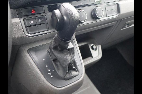 Volkswagen Crafter 35 2.0 TDI 140 PK DSG L4H3 + 3000 KG TREKHAAK | CAMERA | CARPLAY | NAVIGATIE