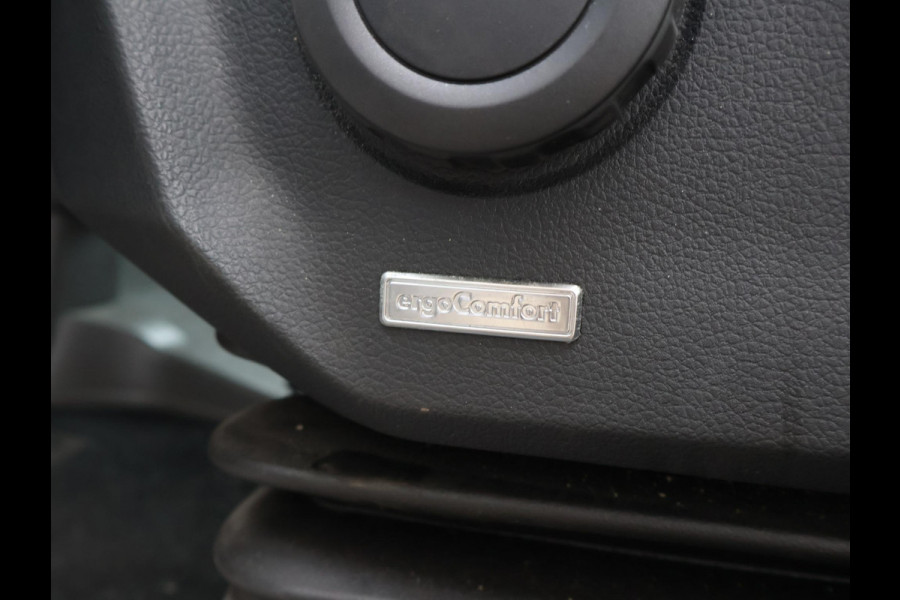 Volkswagen Crafter 35 2.0 TDI 140 PK DSG L4H3 + 3000 KG TREKHAAK | CAMERA | CARPLAY | NAVIGATIE