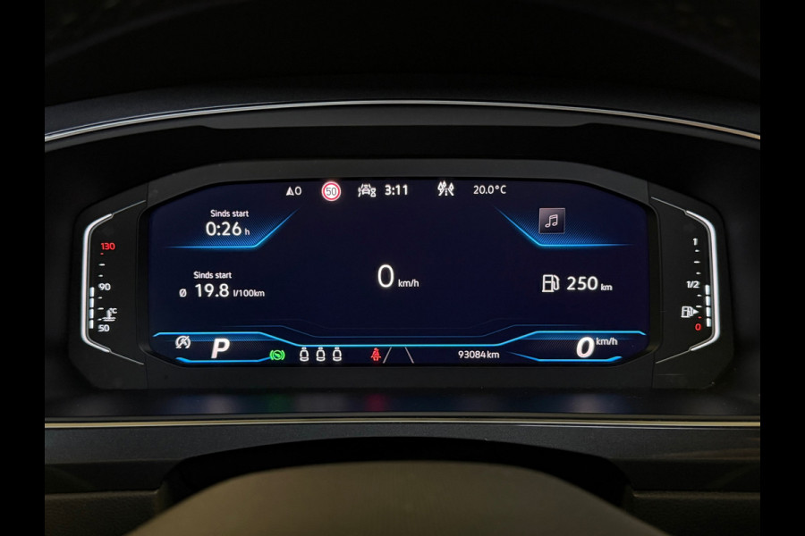 Volkswagen Tiguan 2.0 TSI 4Motion 3X R-LINE |PANO|IQ LIGHTS|ACC|LANE ASSIST|CARPLAY|TREKHAAK|SFEERVERLICHTING|DEALER ONDERHOUDEN|