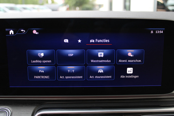 Mercedes-Benz Eqv 300 L2 / AMG / Panorama / Elec Stoelen / 7-Persoons / Burmester / Vol Opties / NIEUWSTAAT