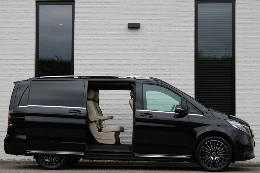 Mercedes-Benz Eqv 300 L2 / AMG / Panorama / Elec Stoelen / 7-Persoons / Burmester / Vol Opties / NIEUWSTAAT