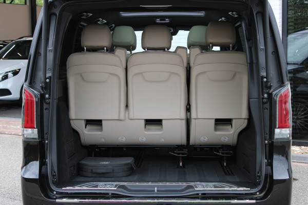 Mercedes-Benz Eqv 300 L2 / AMG / Panorama / Elec Stoelen / 7-Persoons / Burmester / Vol Opties / NIEUWSTAAT