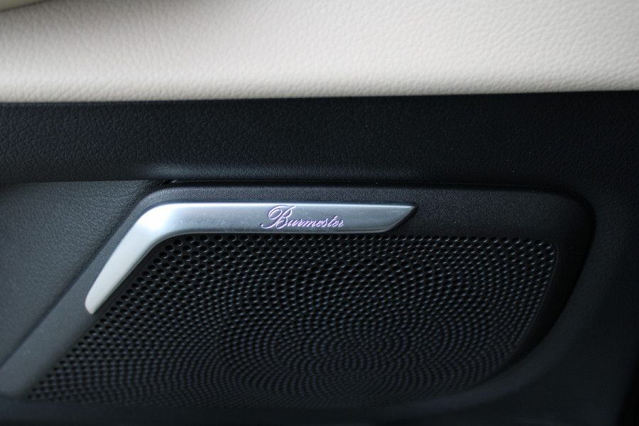 Mercedes-Benz Eqv 300 L2 / AMG / Panorama / Elec Stoelen / 7-Persoons / Burmester / Vol Opties / NIEUWSTAAT