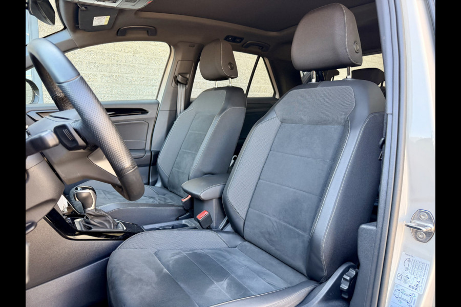 Volkswagen T-Roc 1.5 TSI R-Line Business+ Adaptive Cruise | Schuifdak | Camera | IQ LED