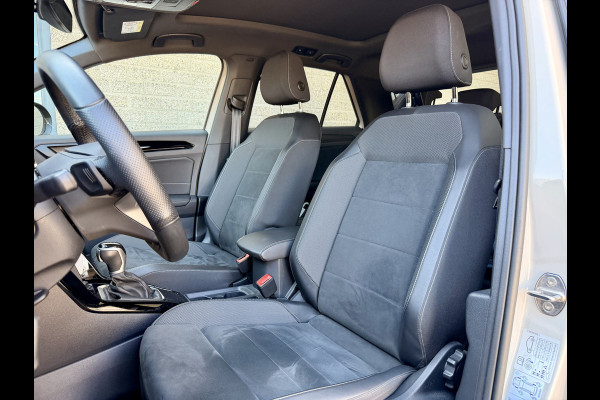 Volkswagen T-Roc 1.5 TSI R-Line Business+ Adaptive Cruise | Schuifdak | Camera | IQ LED
