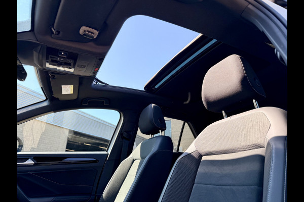 Volkswagen T-Roc 1.5 TSI R-Line Business+ Adaptive Cruise | Schuifdak | Camera | IQ LED