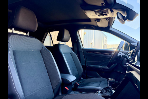 Volkswagen T-Roc 1.5 TSI R-Line Business+ Adaptive Cruise | Schuifdak | Camera | IQ LED