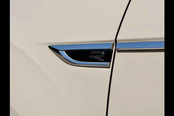 Volkswagen T-Roc 1.5 TSI R-Line Business+ Adaptive Cruise | Schuifdak | Camera | IQ LED