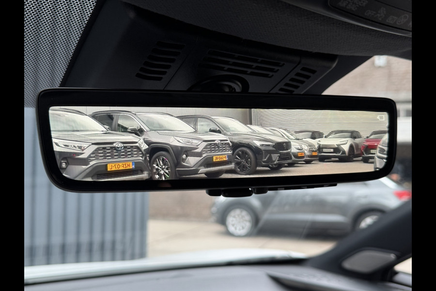 Toyota C-HR 2.0 Hybrid 200(GEEN plug-in) Executive | Head-up | JBL | 10 jr GARANTIE | Rijklaar!!